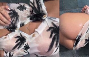 Sarah Estanislau Nua Com a Roupa Toda Molhada no Banho