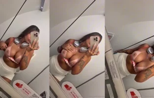 Cinthia Farias Novinha Bronzeada Exibe os Peitos – OnlyFans Grátis