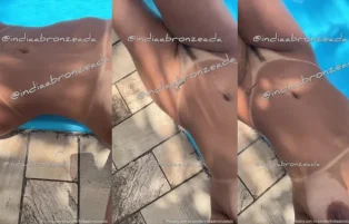 Índia Bronzeada Nua Vazada na Área da Piscina – Xvideos Olifans