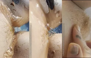 Maru Karv Bucetinha Peluda Molhada Dentro da Piscina – RedTube Brasil
