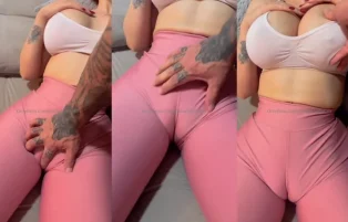 Kelly Cris Bucetuda Mostra a Rachadinha – RedTube Brasil