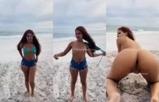 Susana Barbosa Nua na Praia Empinando a Bunda